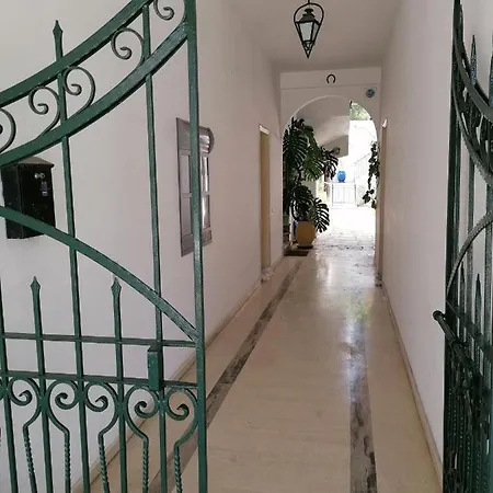 Aquarius Apartament *